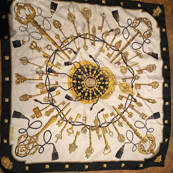 Hermes Accessories - Hermès Key Print Silk Scarf